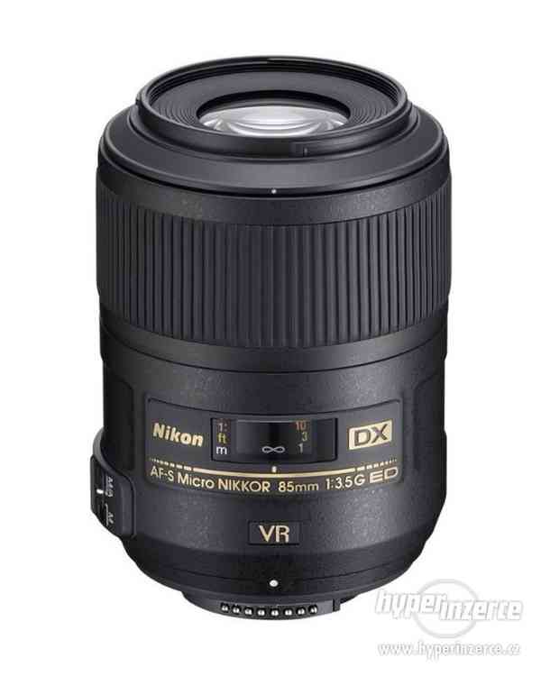 Makro objektiv Nikon 85 mm f/3,5 AF-S G DX Micro VR - foto 1