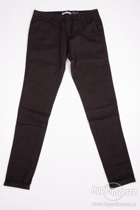 Nové dámské kalhoty Bershka černé - foto 2