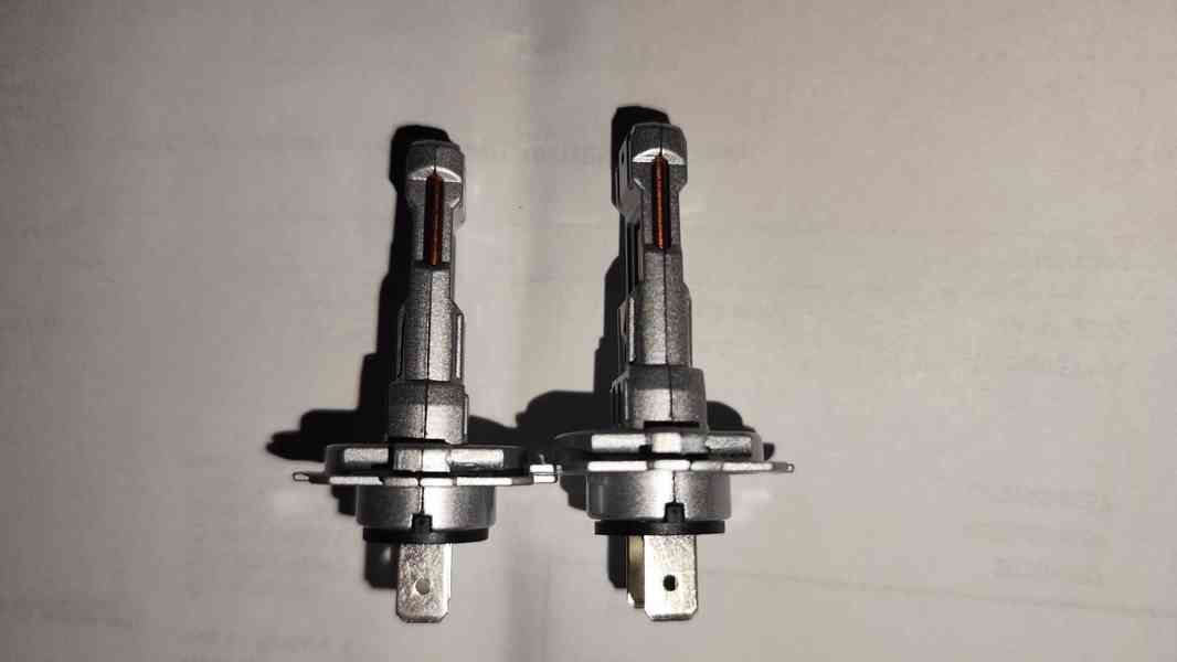 LED žárovky H7 - foto 2