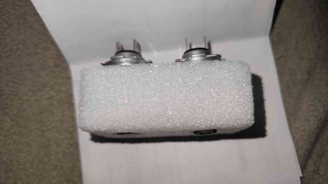 LED žárovky H7 - foto 5