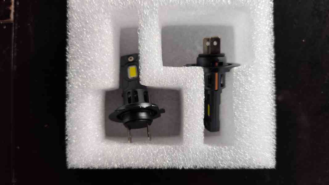 LED žárovky H7 - foto 6