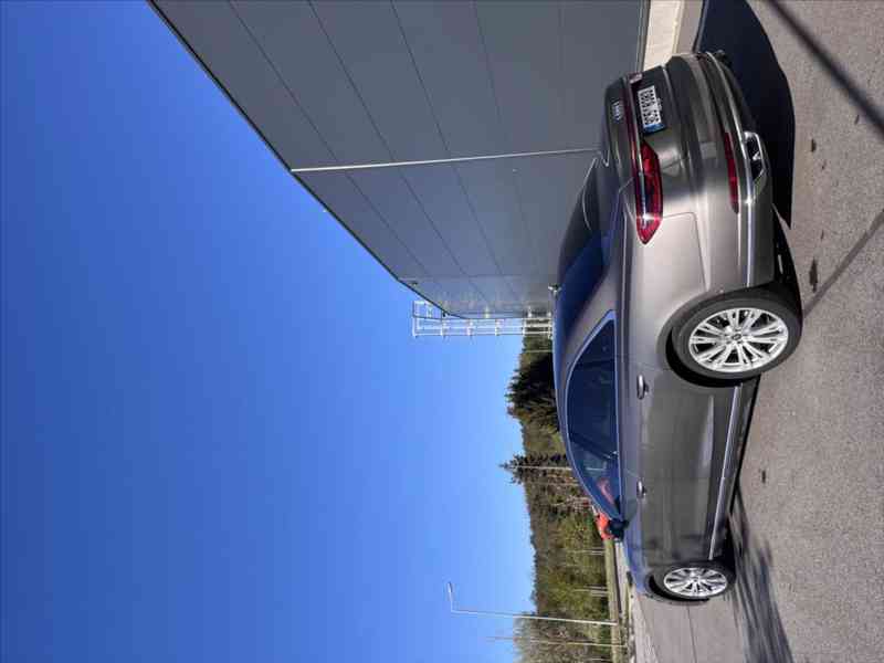 Audi A8 - foto 2