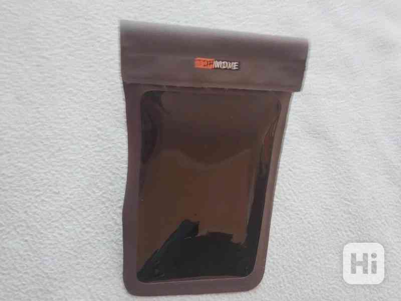 Pouzdro na mobil nebo navigaci na kolo