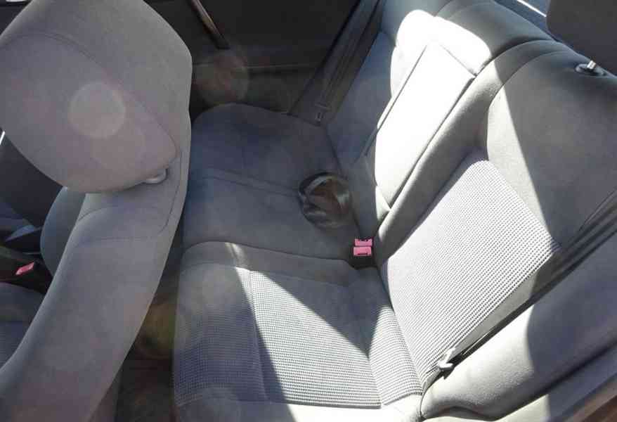 VW Polo 1.2i r.v.2003 STK:4/2027 Koupeno v ČR - foto 15