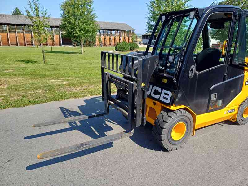 Vysokozdvižný vozík JCB TELETRUK  - foto 7
