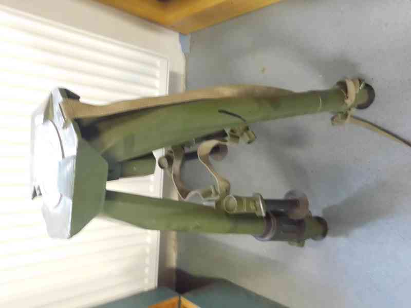 Dělostřelecký zaměřovač - poškozený OEM - 2 - foto 7