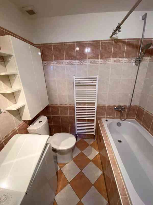 NABÍDKA PRONÁJMU CIHLOVÉHO BYTU 2+KK VE ŠLAPANICÍCH U BRNA   - foto 15