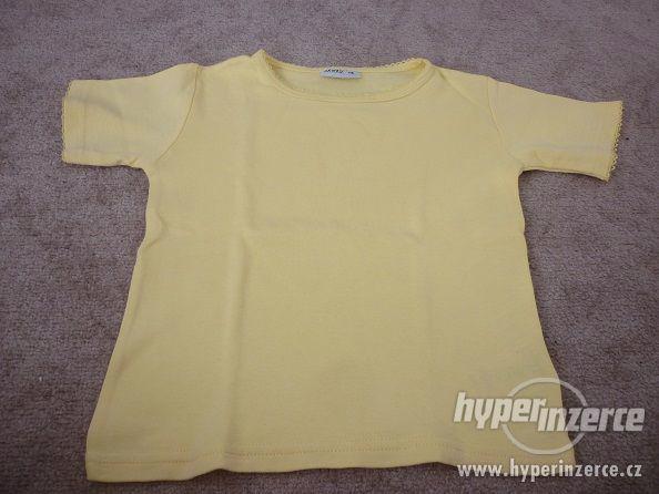 Prodám žluté tričko s krajkou, vel. 116,cena jen 29,-Kč - foto 1