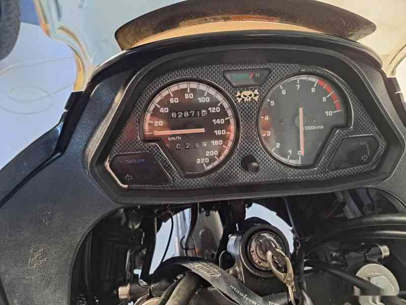 Yamaha XTZ 750 Super Tenere - foto 13