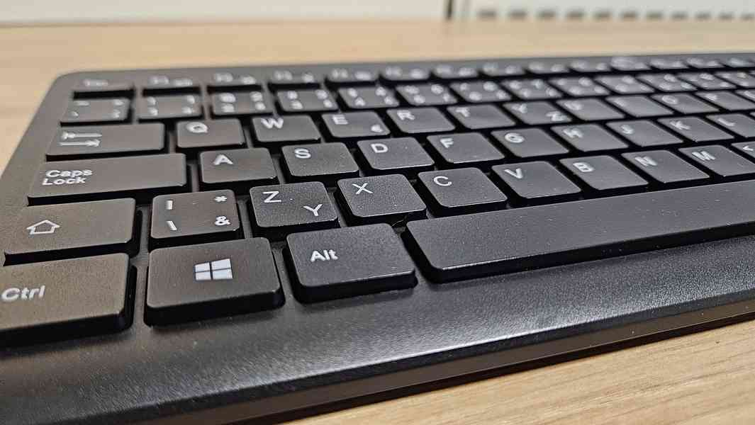 HP bezdrátový set klávesnice a myši (CZ) - foto 3