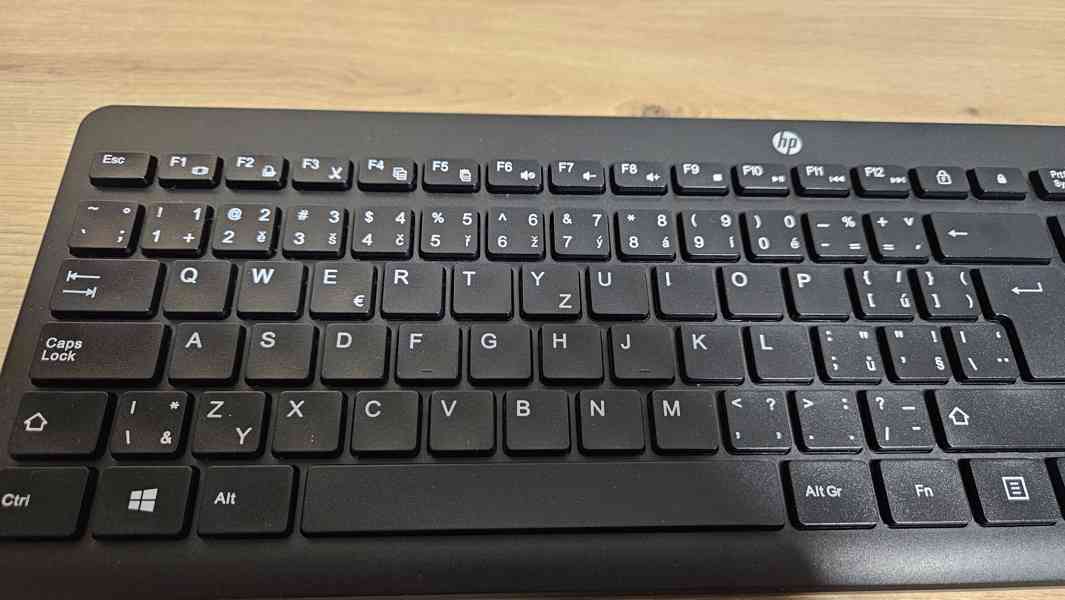HP bezdrátový set klávesnice a myši (CZ) - foto 2
