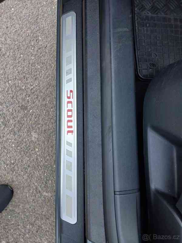 Škoda Octavia 2,0   II SCOUT TDi - foto 3