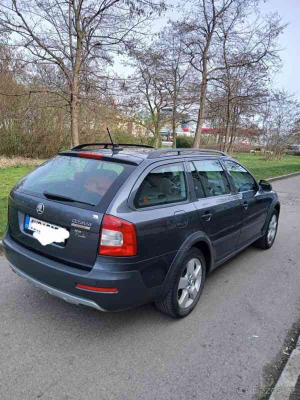 Škoda Octavia 2,0   II SCOUT TDi - foto 5
