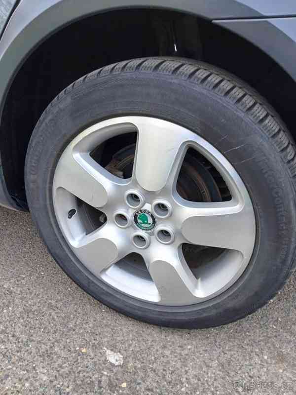 Škoda Octavia 2,0   II SCOUT TDi - foto 10