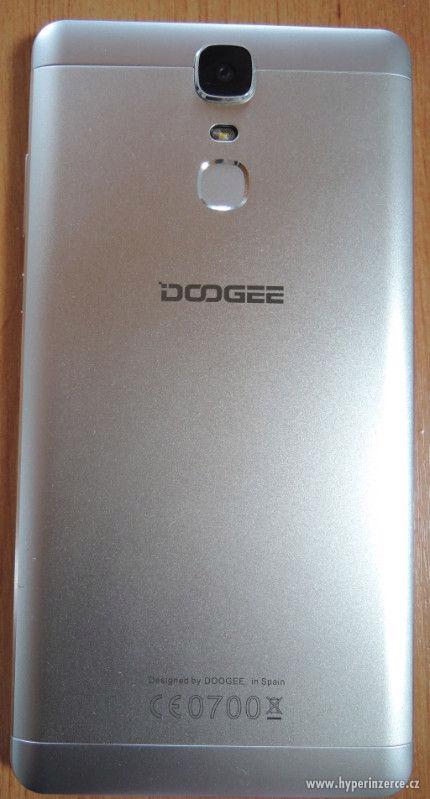 Doogee Y6 MAX 6,5 palec, 8xjádro, 3GB RAM, 32GB - foto 2