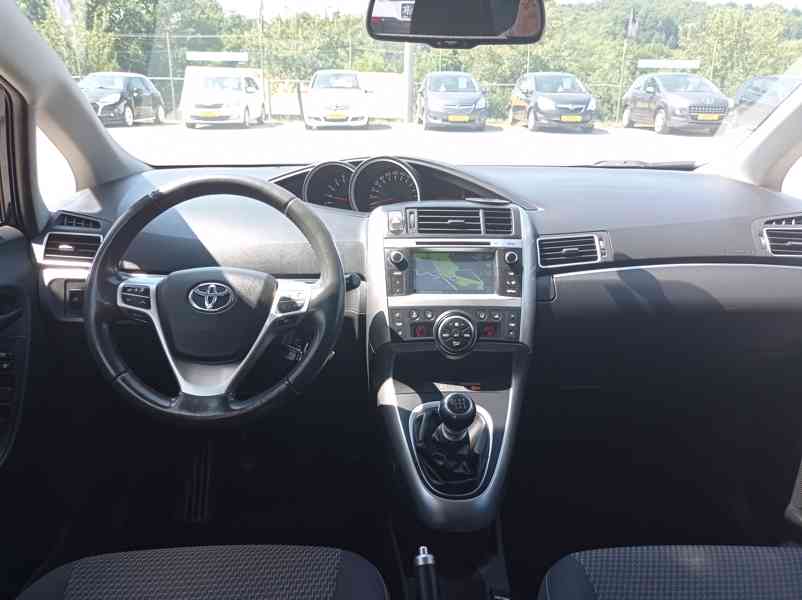 Toyota Verso 1.6 D-4D 7MÍST/1Maj/Panorama/Navi - foto 28