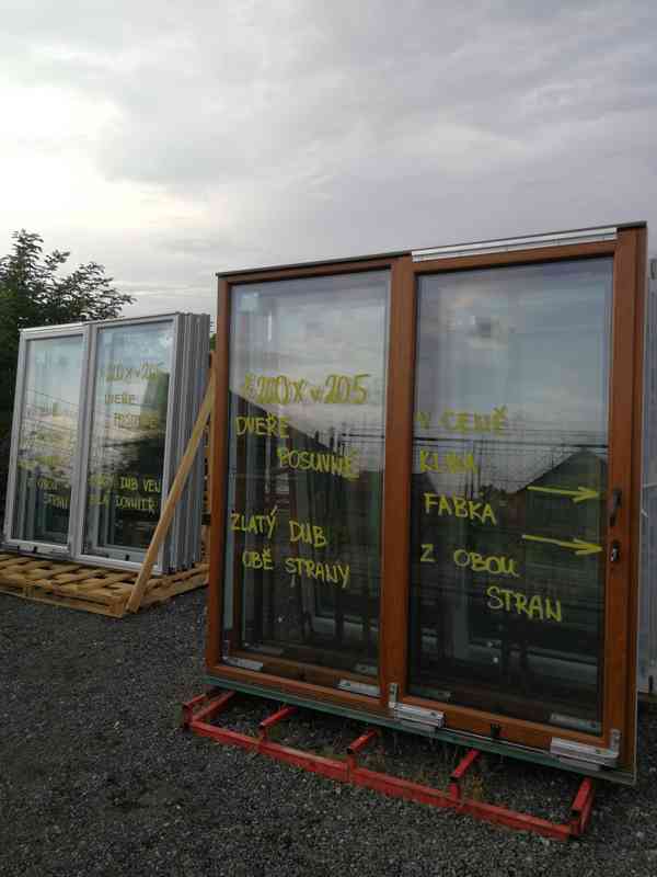 Dveře posuvné plastové - foto 9