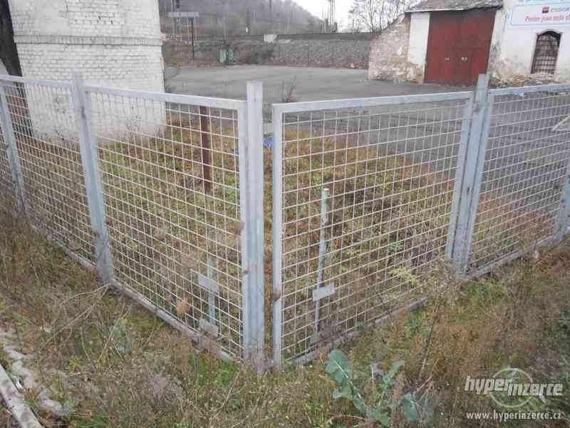 Nerezový plot + brána - foto 3