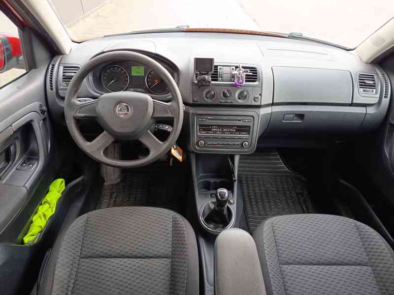 ŠKODA Roomster 1,6TDI Ambition ČR  - foto 12