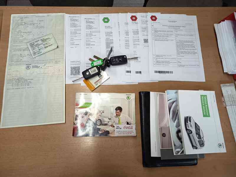 ŠKODA Roomster 1,6TDI Ambition ČR  - foto 15