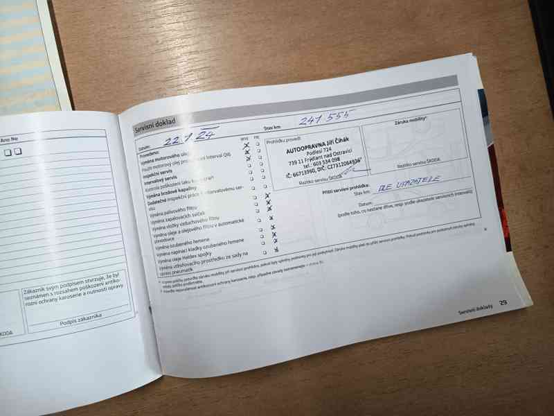 ŠKODA Roomster 1,6TDI Ambition ČR  - foto 24