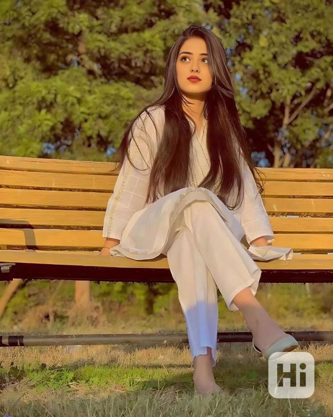 03280833300 Call Girls in Garden Town Lahore - foto 1