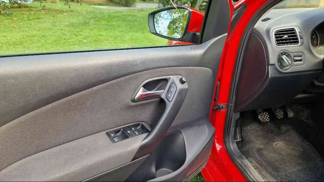 Volkswagen Polo 1.4 16V - foto 8