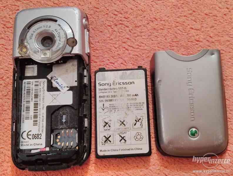 Sony Ericsson K700i - k opravě nebo na náhradní díly!!! - foto 8