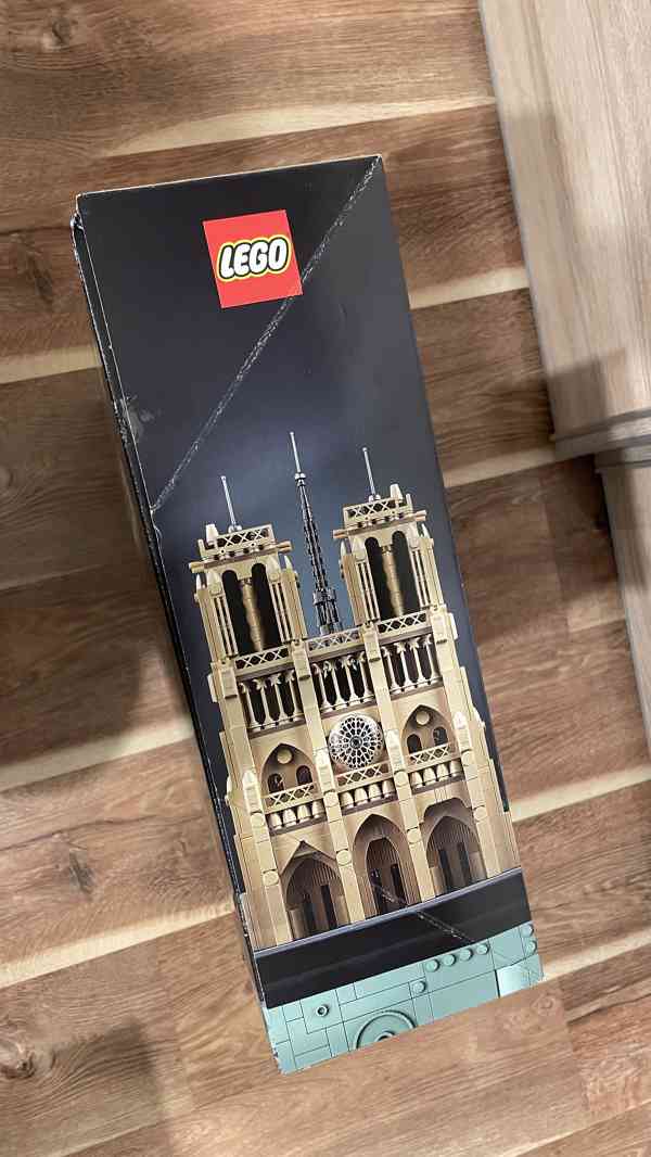 LEGO Architecture 21061 Notre-Dame v Paříži nové nepoužité - foto 4