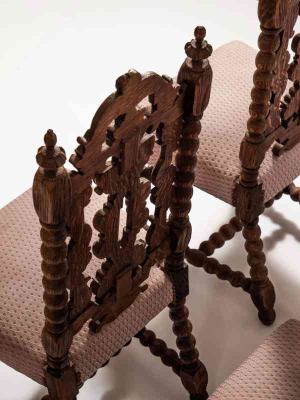 Starožitné neorenesanční židle z masivního dubu - foto 8