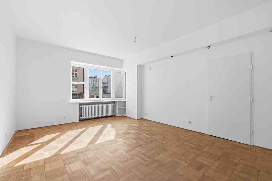 Pronájem bytu 4+1 140 m² v ulici Soukenická, Praha 1 - foto 11