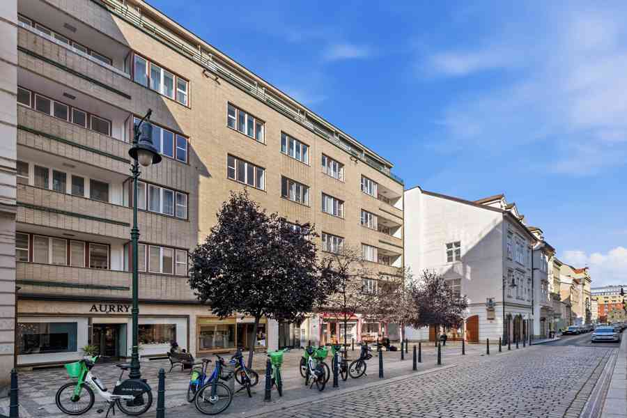 Pronájem bytu 4+1 140 m² v ulici Soukenická, Praha 1 - foto 29