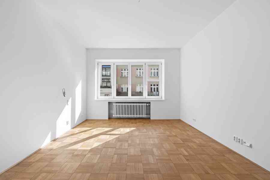 Pronájem bytu 4+1 140 m² v ulici Soukenická, Praha 1 - foto 16