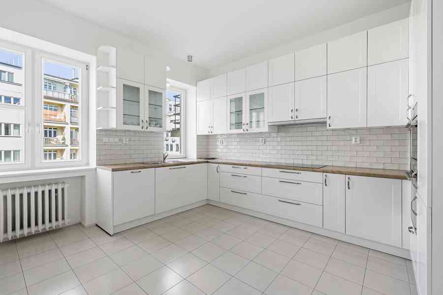 Pronájem bytu 4+1 140 m² v ulici Soukenická, Praha 1 - foto 2