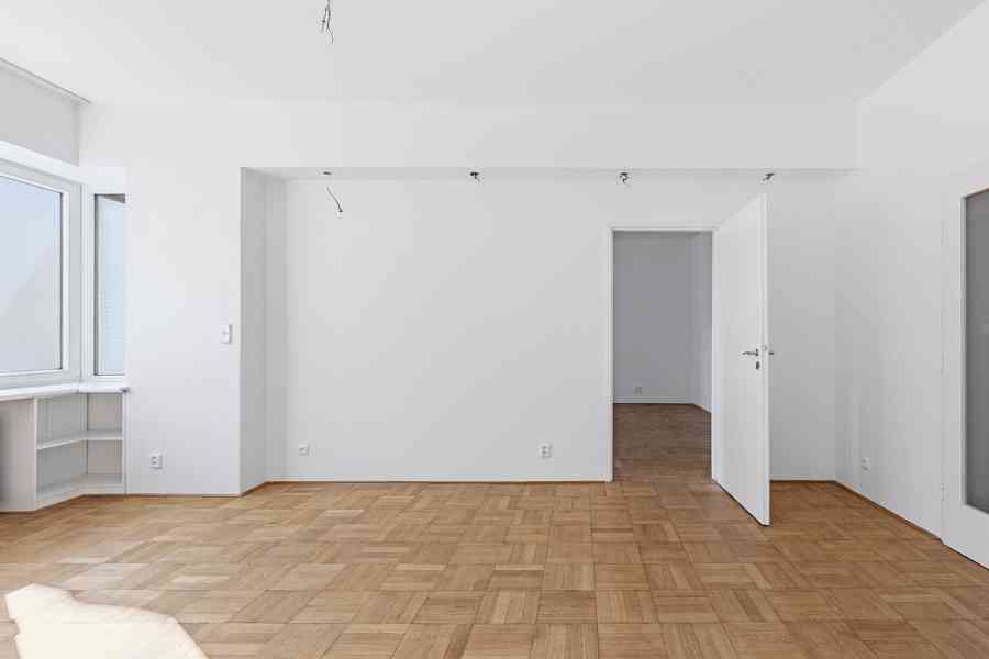 Pronájem bytu 4+1 140 m² v ulici Soukenická, Praha 1 - foto 10
