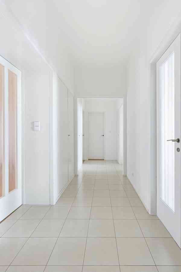 Pronájem bytu 4+1 140 m² v ulici Soukenická, Praha 1 - foto 24