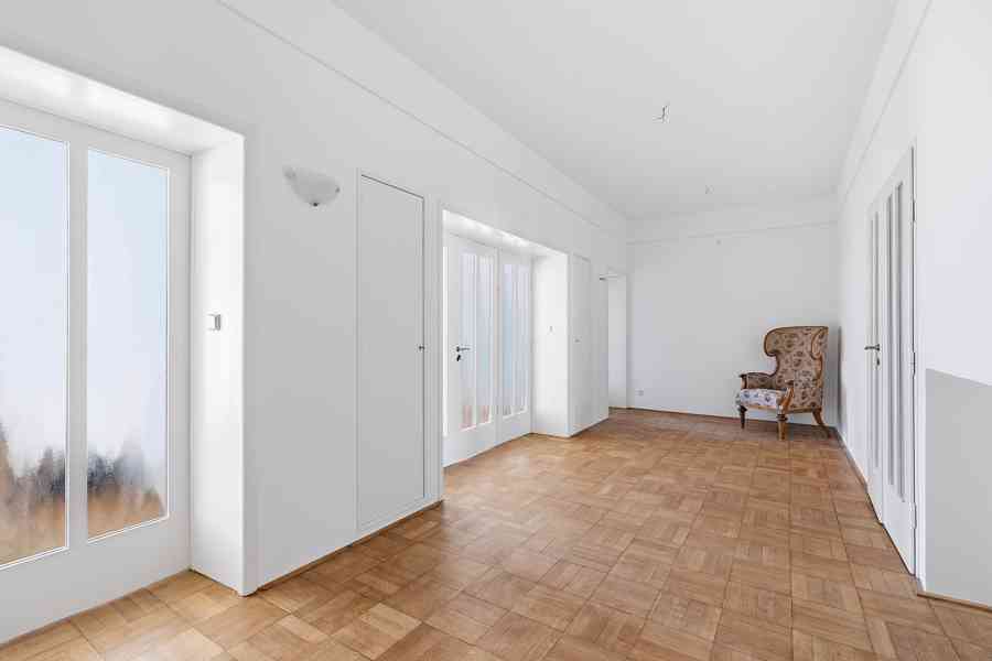 Pronájem bytu 4+1 140 m² v ulici Soukenická, Praha 1 - foto 19