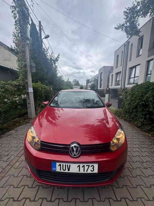 VW Golf 1.4 MPI - foto 4