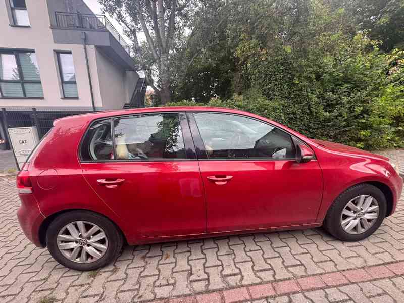 VW Golf 1.4 MPI - foto 2