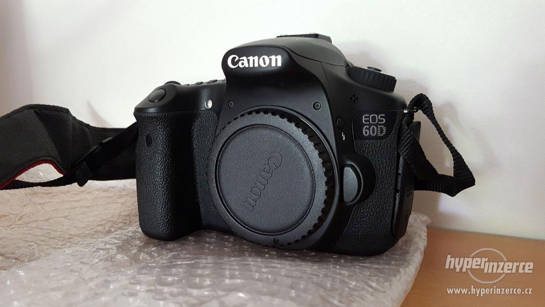 Canon EOS 60D + objektivy a příslušenství - foto 2