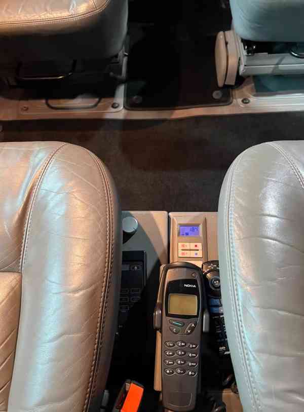 Volkswagen T4 2,5TDI Caravelle Business 111kw - foto 15