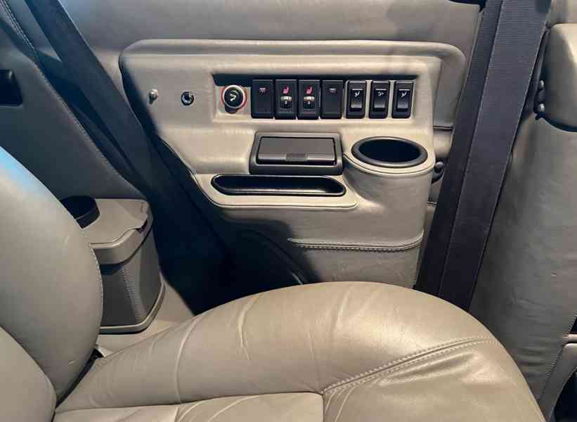 Volkswagen T4 2,5TDI Caravelle Business 111kw - foto 14