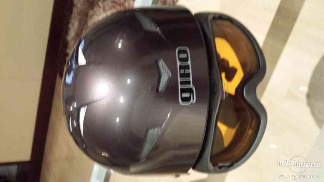 Lyžařská helma Giro - foto 1