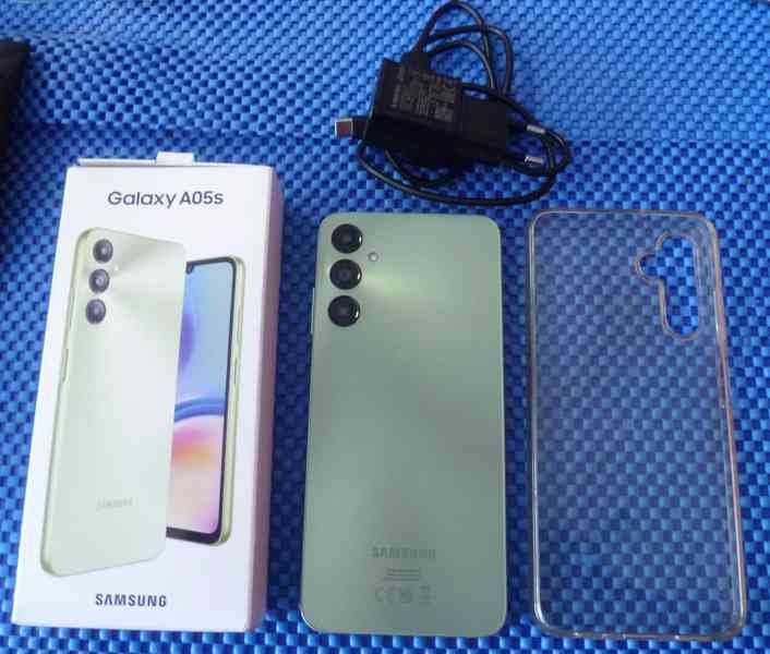 Samsung Galaxy A05s 4 GB / 128 GB - tyrkysově světle zel. - foto 2