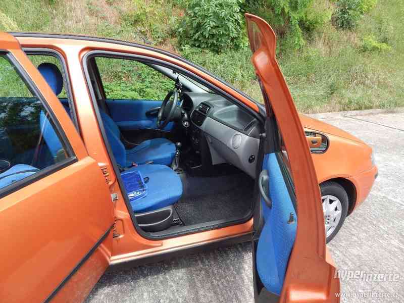 Fiat Punto 1.2 8V - foto 9