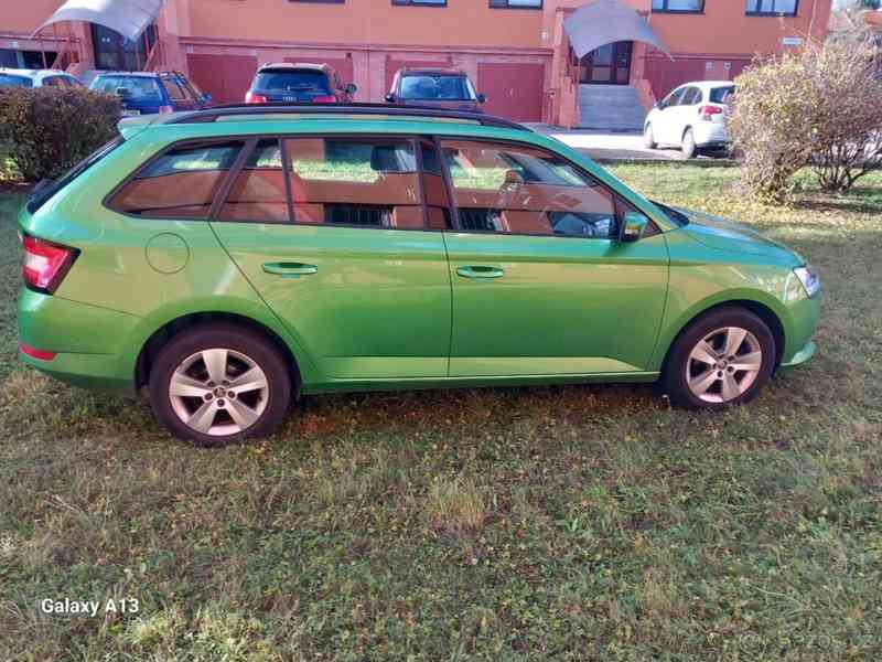 Škoda Fábie comby 1. 70KW  - foto 11