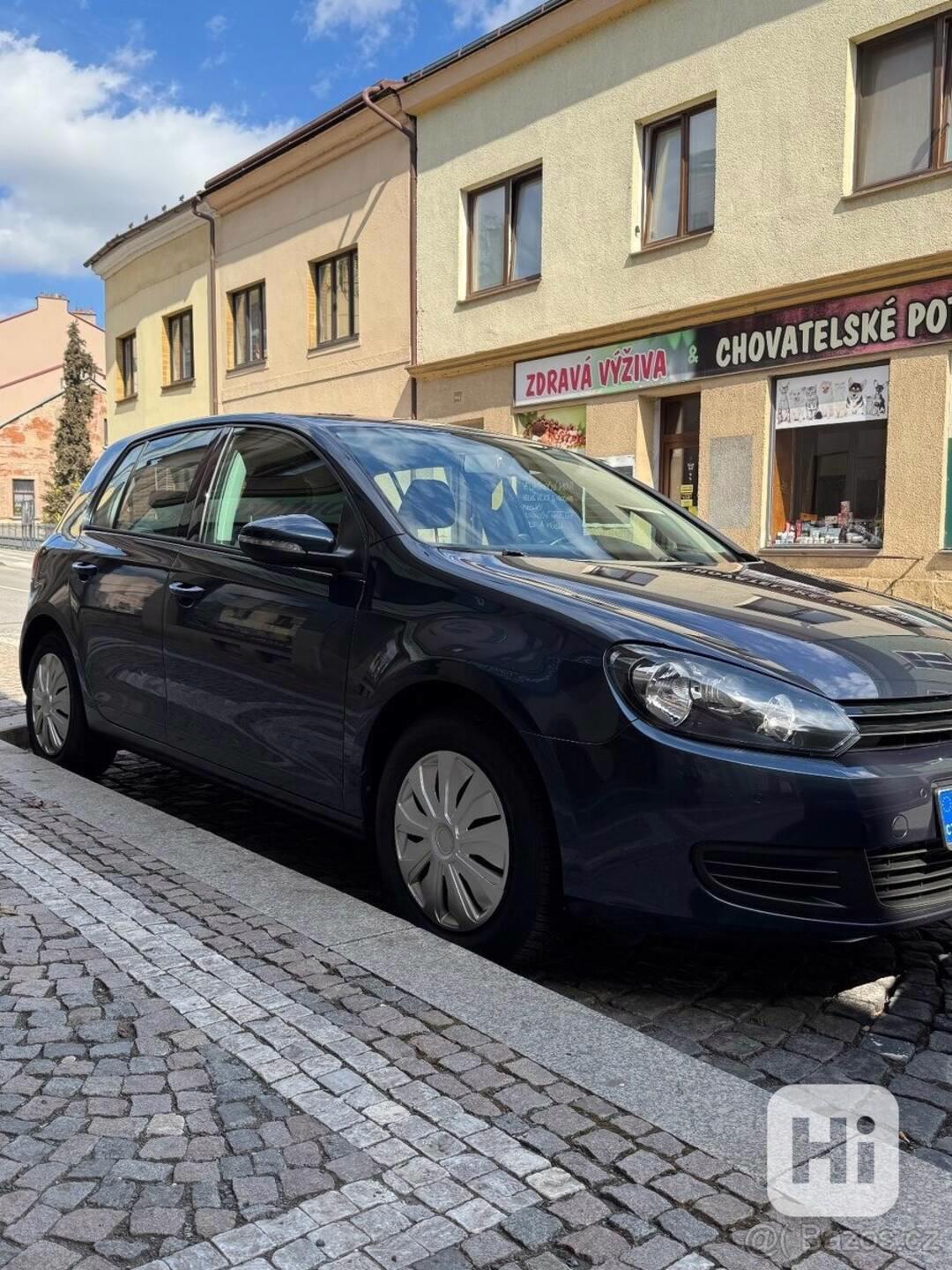 Volkswagen Golf 1,6   TDi 77 kw - foto 1