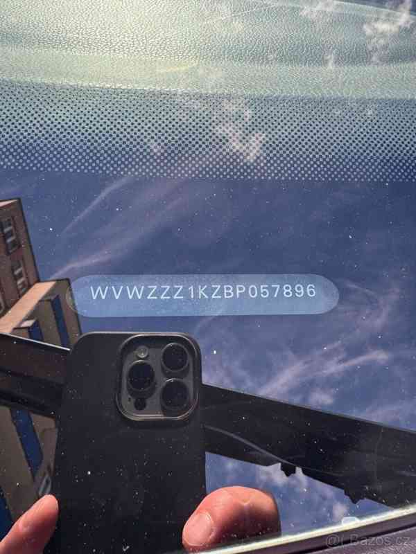 Volkswagen Golf 1,6   TDi 77 kw - foto 18