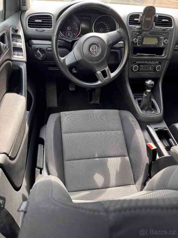 Volkswagen Golf 1,6   TDi 77 kw - foto 6