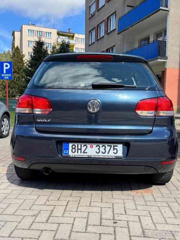 Volkswagen Golf 1,6   TDi 77 kw - foto 8